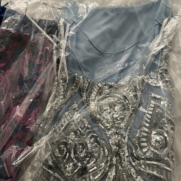 Short dress both size small - Picture 3 of 3